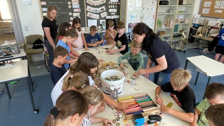 Bild Instrumentenvorstellung zum Mitmachen - Instrumente basteln